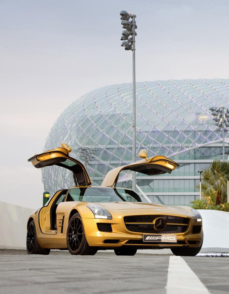  Mercedes-Benz SLS AMG Desert Gold 2010 года  (фото 16 из 29)